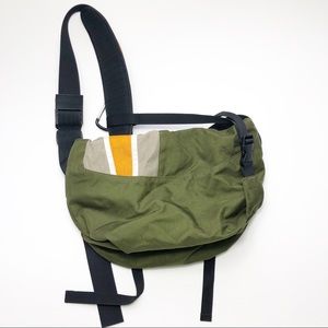 crumpler weenie